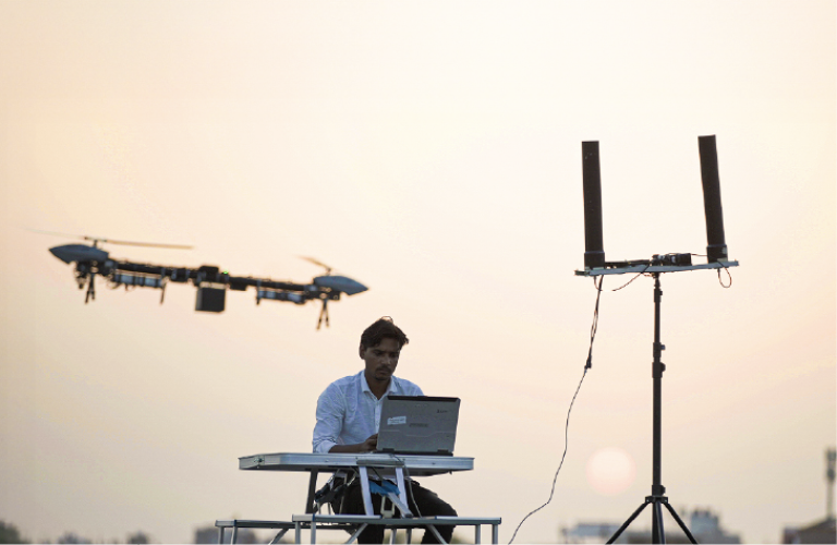 Real-time communication by drones in Construction Industry